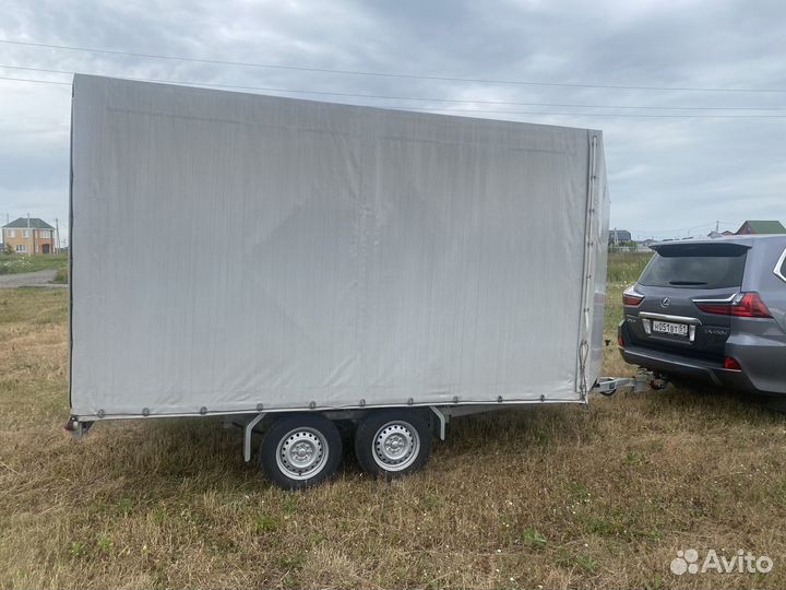 Прицеп вектор Лав