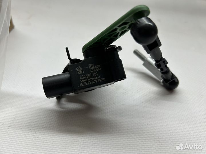 Датчик регулировки дорожного просвета 4H0941285G