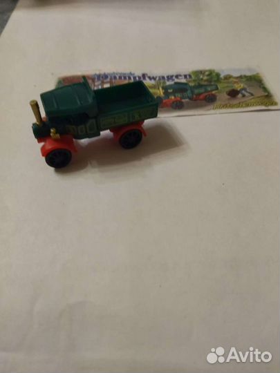 Машинки из киндеров