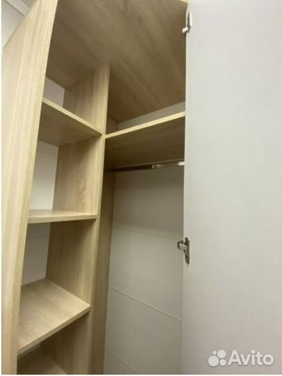 Шкаф угловой