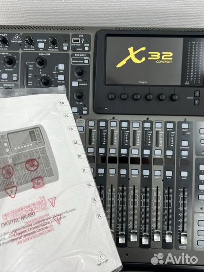 Цифровой пульт Behringer x32 Compact + кейс Gator