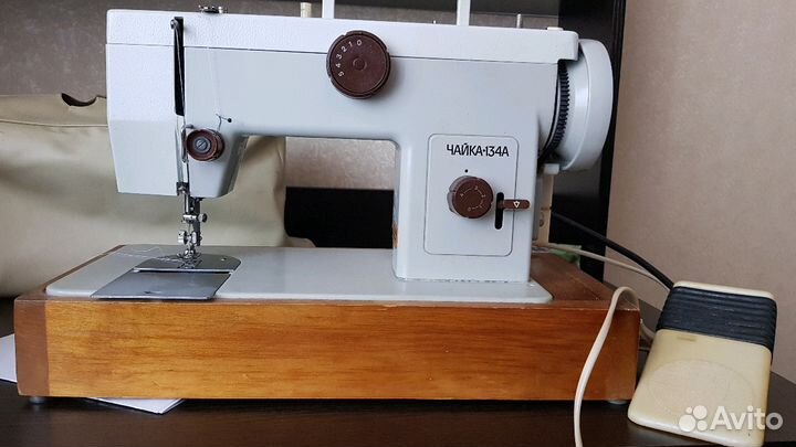 Швейная машина Чайка 134 А