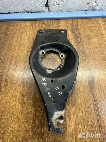 Опора стойки передняя правая Ford Mondeo III 2.0