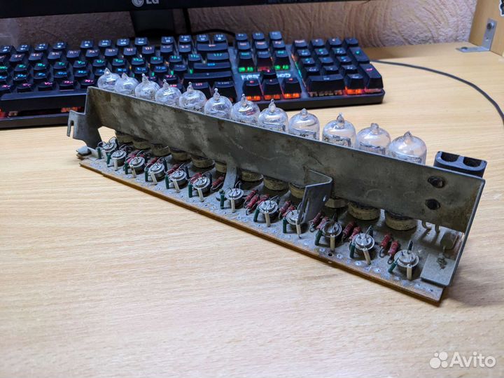 Комплект газоразрядных индикаторов ин-14