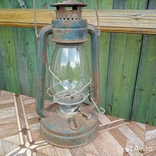 Керосиновая лампа