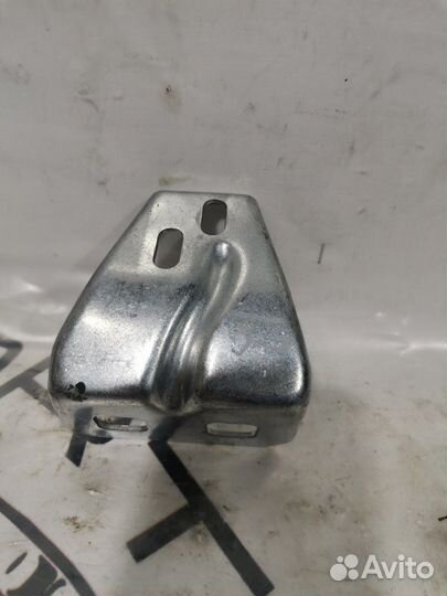 Кронштейн панели приборов Audi A6 (C6,4F) 2005-20