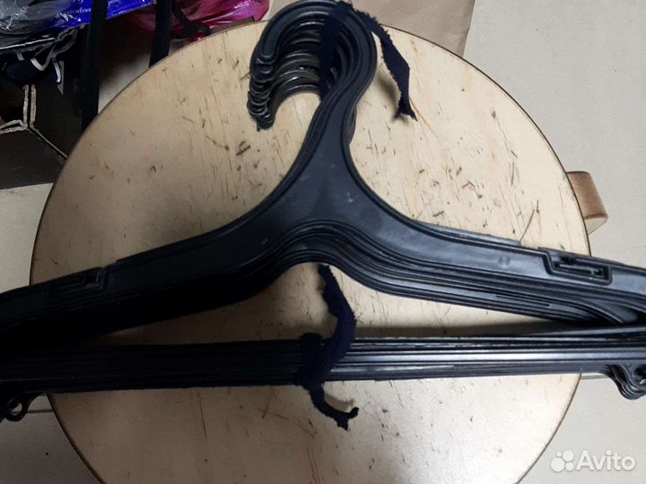 Плечики железные