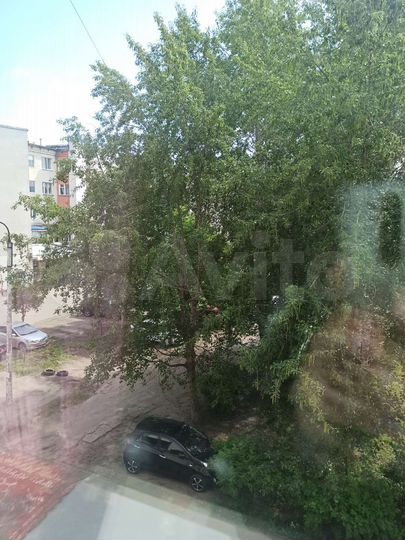 2-к. квартира, 52 м², 3/5 эт.