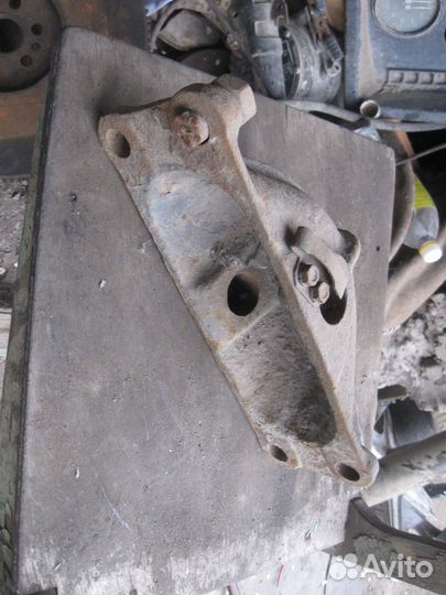 Буксировочное устройство на Маз