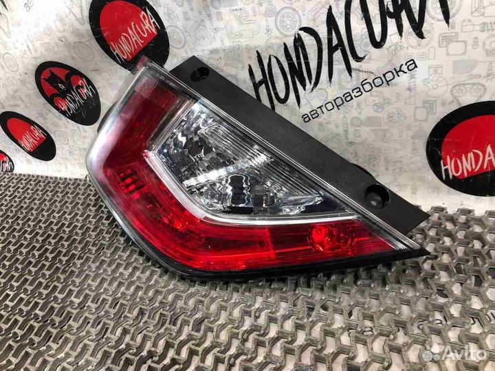 Фонарь задний левый Honda Civic