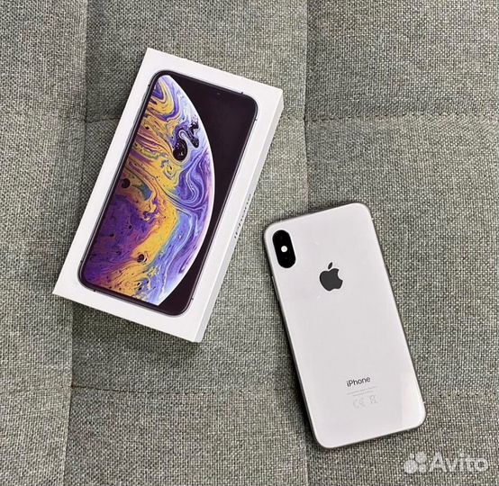 iPhone Xs, 64 ГБ