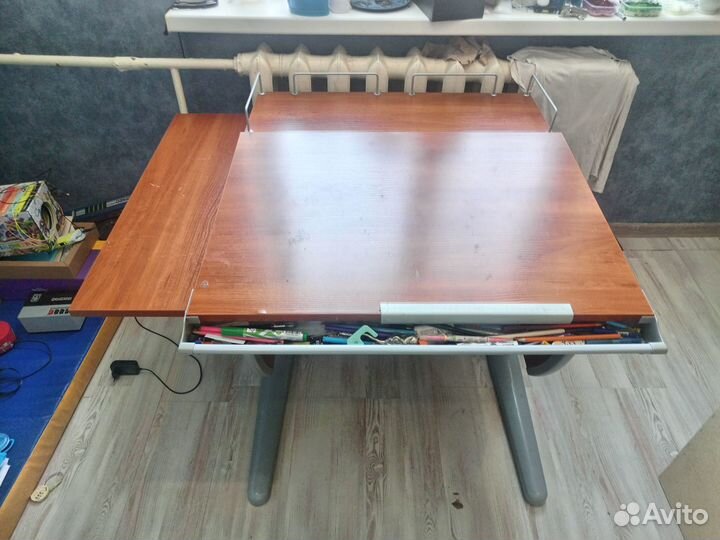 Продам письменный стол