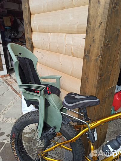 Детское кресло на велосипед Hamax б/у