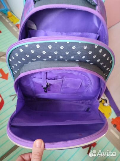Школьный рюкзак