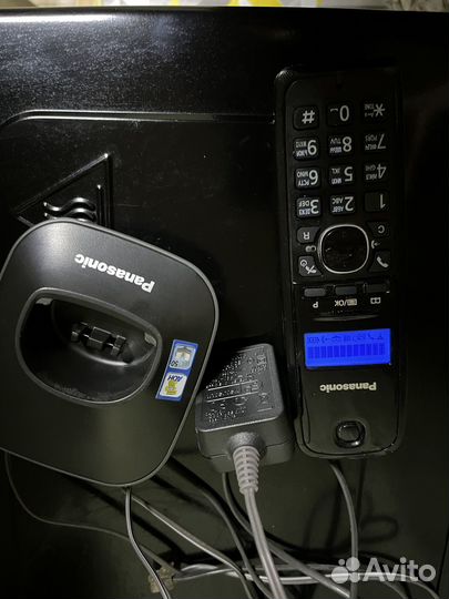 Телефон Panasonic KX-TG1611RUH