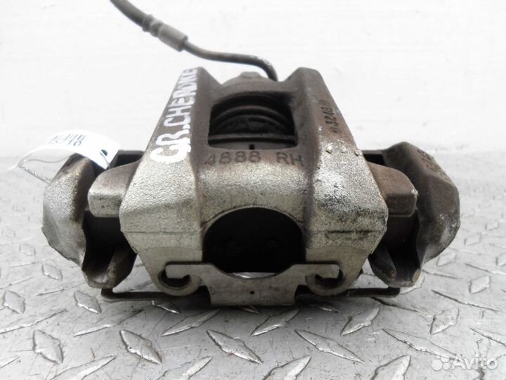 Суппорт задний правый Jeep Grand Cherokee 4 (WK2)