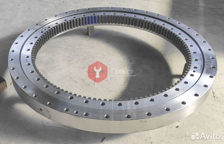 Поворотный круг Hitachi 4437132