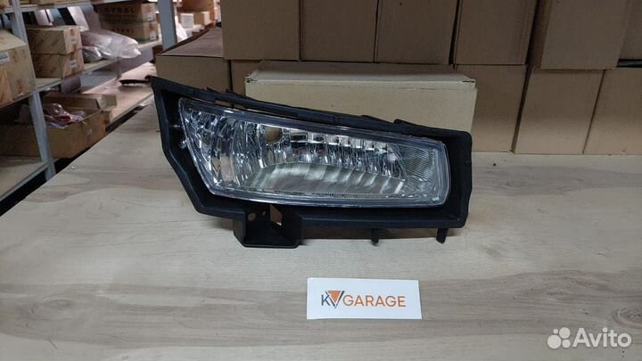 Фара противотуманная toyota alphard 2005-2008
