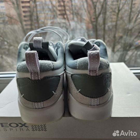 Кроссовки Nike AIR MAX 90 futura новые, 38 разм