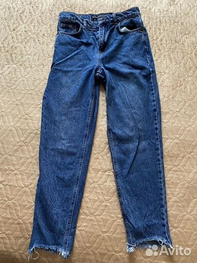 Джинсы женские