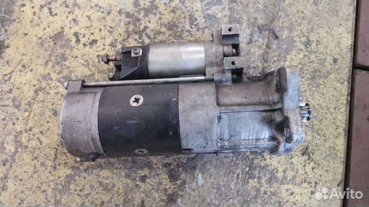 Стартер двигателя экскаватора Caterpillar CAT320CL