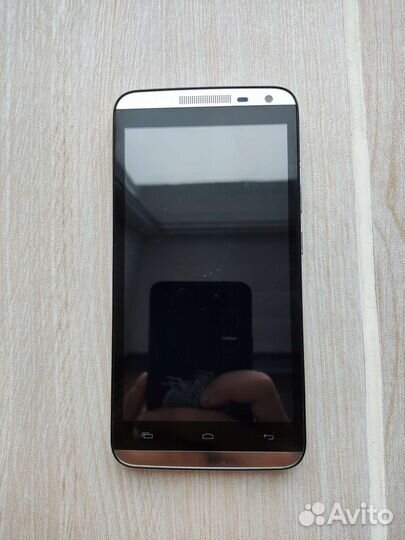 Micromax AQ5001, 2/8 ГБ