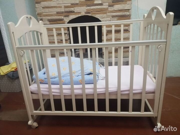 Любаша С635, детская кроватка