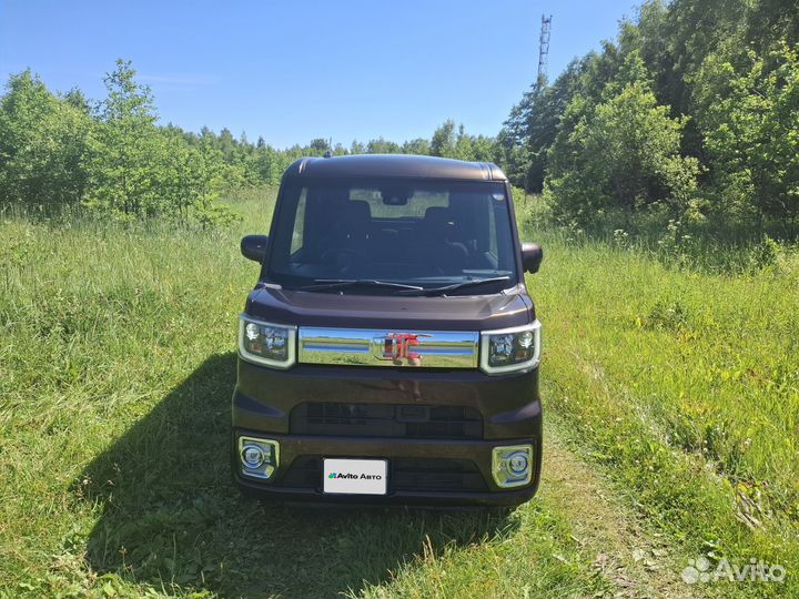 Daihatsu Wake 0.7 CVT, 2016, 151 000 км