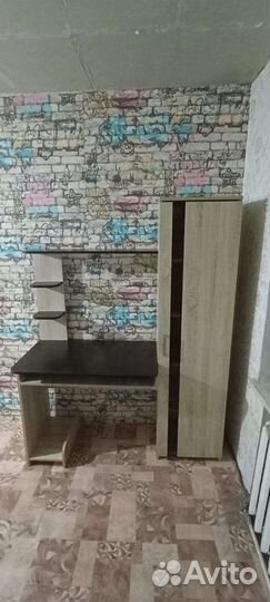 Компьютерный стол пенал