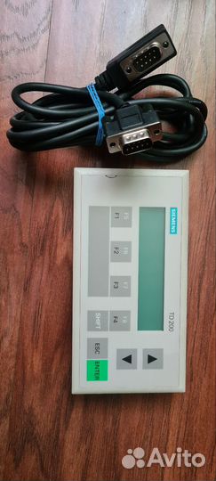 Панель оператора Siemens Simatic TD200