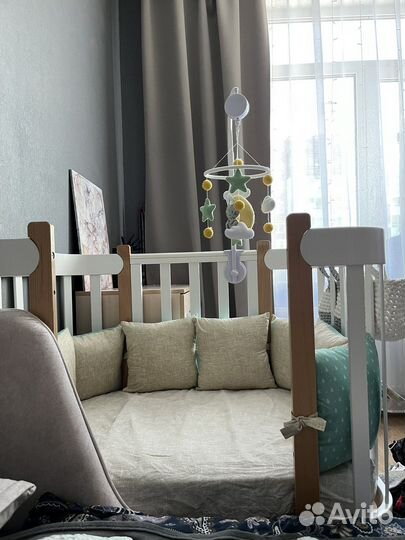 Бортики в детскую кроватку + простыня (комплект)