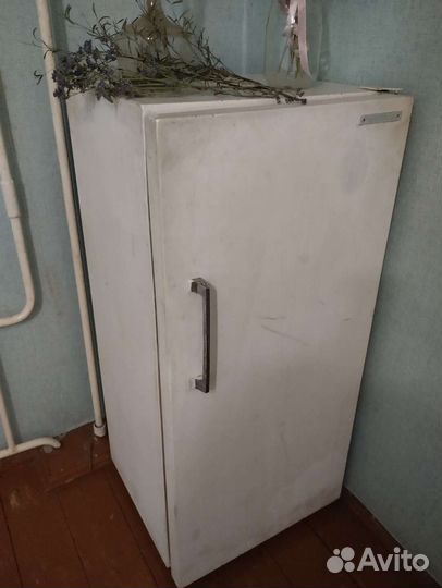 Холодильник 