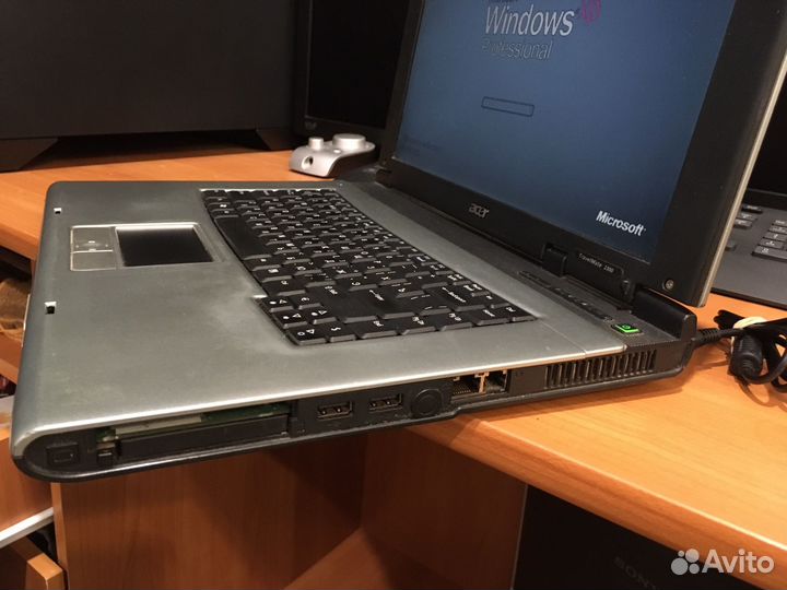 Acer travelmate 2300