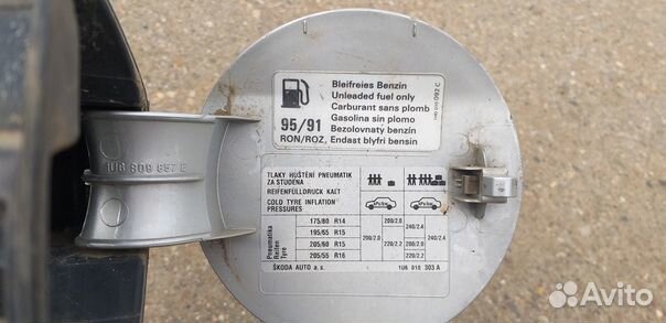 Лючок бензобака для Skoda Skoda Octavia (A4 1U)