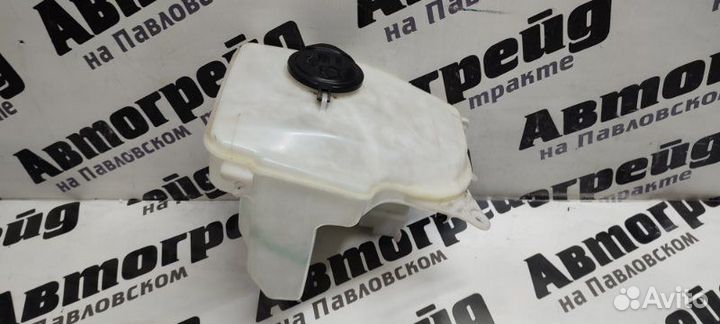 Бачок стеклоомывателя Toyota Corolla Spacio AE111