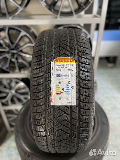 Pirelli Scorpion Winter 245/45 R21 и 315/40 R21 107V