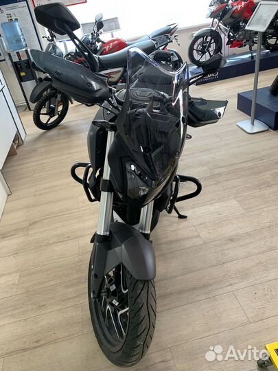 Новый Bajaj Dominar 400 UG Touring