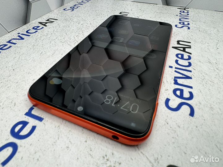 Xiaomi Redmi 9C (NFC), 2/32 ГБ