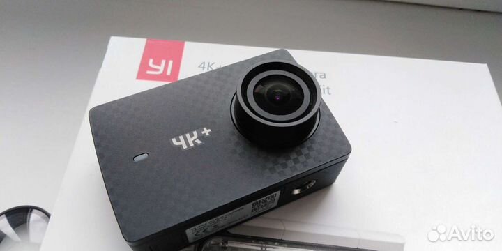 Экшн камера xiaomi yi 4k+