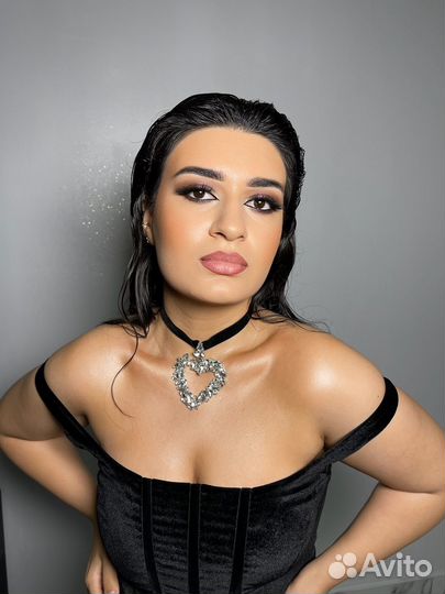 Визажист стилист/Бровист