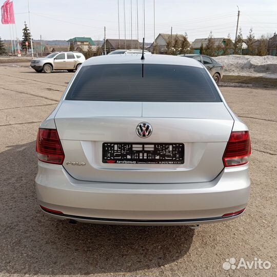 Volkswagen Polo 1.6 AT, 2016, 141 302 км