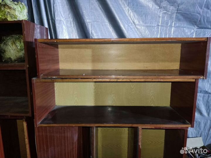 Полка книжная