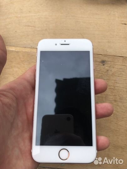iPhone 6S, 64 ГБ