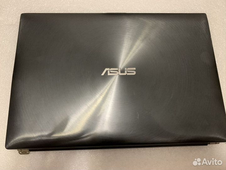 Крышка матрицы с петлями и шлейфом Asus UX31