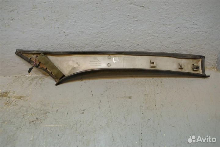 Обшивка стойки Opel Astra H / Family 2004