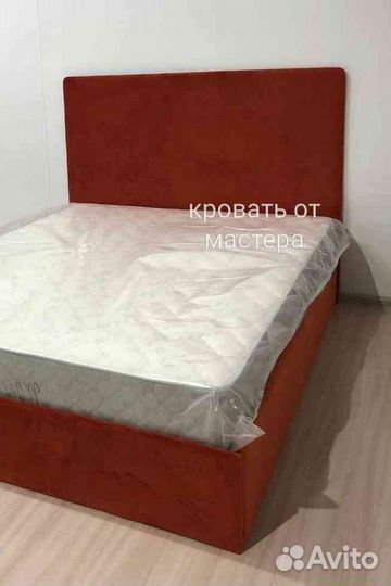 Кровать детская с мягкой спинкой