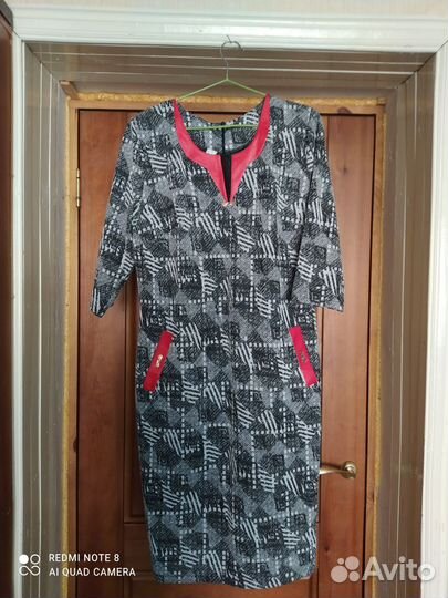 Платье новое 50 размер