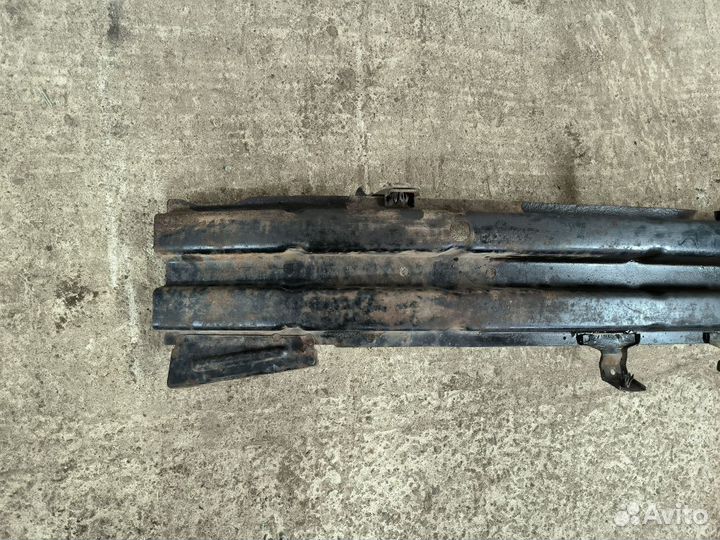 Усилитель переднего бампера Chevrolet Aveo 255