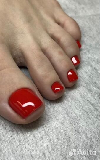 Наращивание и коррекция ногтей, педикюр