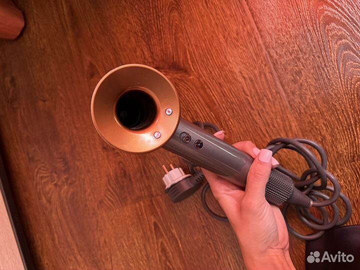 Фен dyson supersonic hd08